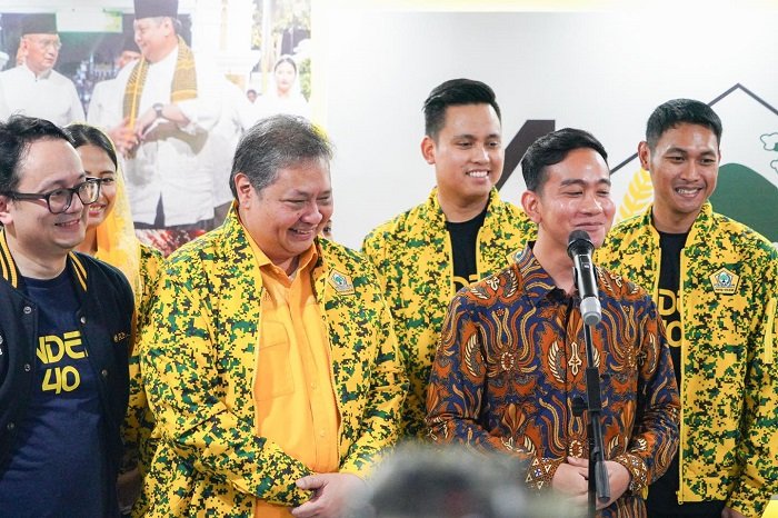 Partai Golkar menyatakan mendukung Wali Kota Solo, Gibran Rakabuming Raka, sebagai cawapres dari Ketum Gerindra, Prabowo Subianto. (Facbook.com/@Airlangga Hartarto)

