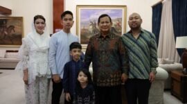 Presiden dan Wakil Presiden terpilih periode 2024-2029 Prabowo Subianto bersama Gibran Rakabuming Saat acara Halal Bihalal. (Dok. TIm Meda Prabowo))

