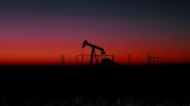 Ilustrasi Aktivitas illegal drilling dan illegal tapping. (Pixabay.com/ARMBRUSTERBIZ)