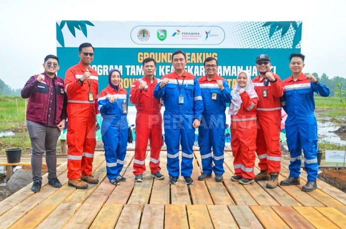 Pemprov Sumsel dan Kilang Pertamina Plaju Sinergi Bangun Taman Rawa di Kawasan Jakabaring, Tanam 55 Spesies Pohon Langka. (Dok. Pertamina.com)