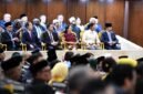 Presiden RI Prabowo Subianto mengucapkan terima kasih atas kehadiran 19 pimpinan negara dan 15 utusan khusus yang hadir di acara pelantikannya di gedung MPR/DPR. (Facebook.com @Setkab RI)