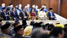 Presiden RI Prabowo Subianto mengucapkan terima kasih atas kehadiran 19 pimpinan negara dan 15 utusan khusus yang hadir di acara pelantikannya di gedung MPR/DPR. (Facebook.com @Setkab RI)