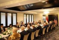 Presiden RI Prabowo Subianto saat melakukan pertemuan dengan The United States Indonesia Society (USINDO). (Dok. Tim Media Prabowo Subianto)