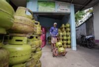 Penataan Distribusi LPG 3 Kg Pengecer Berperan Menjadi Sub Pangkalan. (Dok. Pertamina.com)