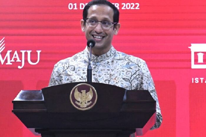 Nadiem Makarim diperiksa selama 12 jam oleh Kejagung terkait pengadaan Chromebook senilai Rp9,9 triliun di Kemendikbudristek. (Dok. Presiden.go.id)