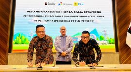 CEO Danantara, Rosan Roeslani, saat penandatanganan MoU kerja sama geothermal antara PLN dan Pertamina. (Dok. Danantara)
